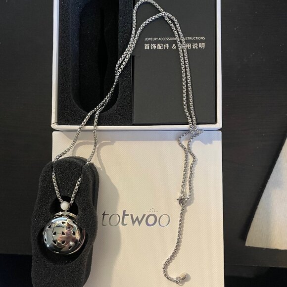 TOTWOO Long Distance Touch Bracelets, Vibration & Liberia | Ubuy Totwoo Blue Tooth smart necklace White